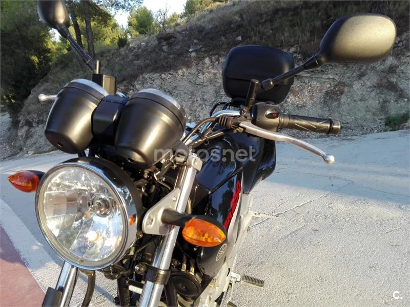 Yamaha YBR 250 – Vista 14