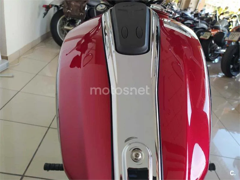 Indian Scout – Vista 18