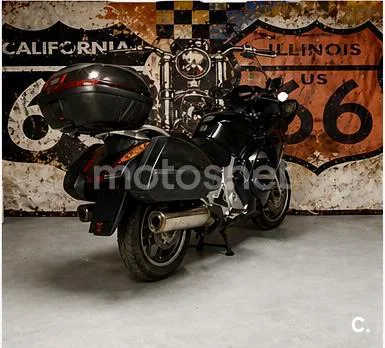Honda ST 1300 Pan European – Vista 4