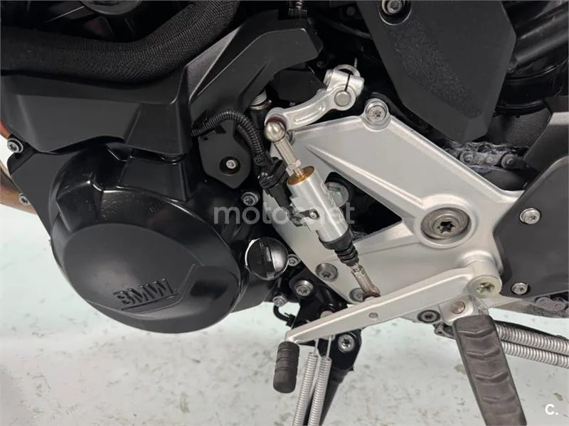 BMW F 900 XR – Vista 21