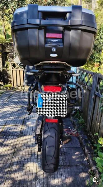 Triumph Tiger 900 – Vista 2
