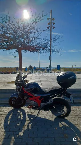 Suzuki Gladius 650 2300 € 2014 Barcelona - 1
