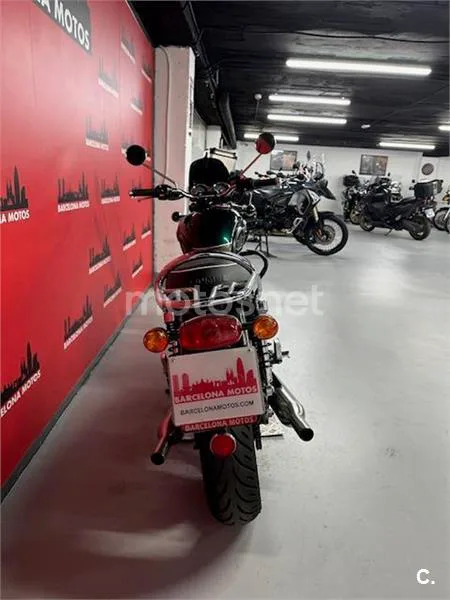Triumph Bonneville T100 – Vista 6