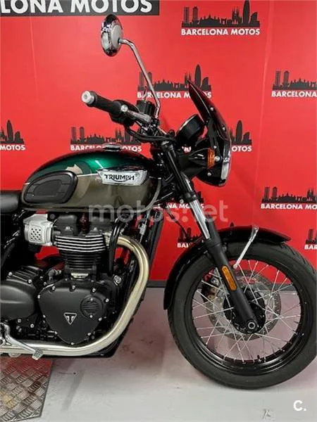 Triumph Bonneville T100 – Vista 7