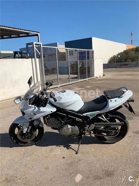 Hyosung GT 650 R Comet 2800 € 2008 Illes Balears - 1