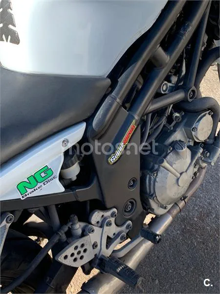 Hyosung GT 650 R Comet - Vista 6