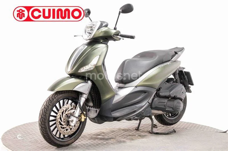 Piaggio Beverly 300 – Vista 18