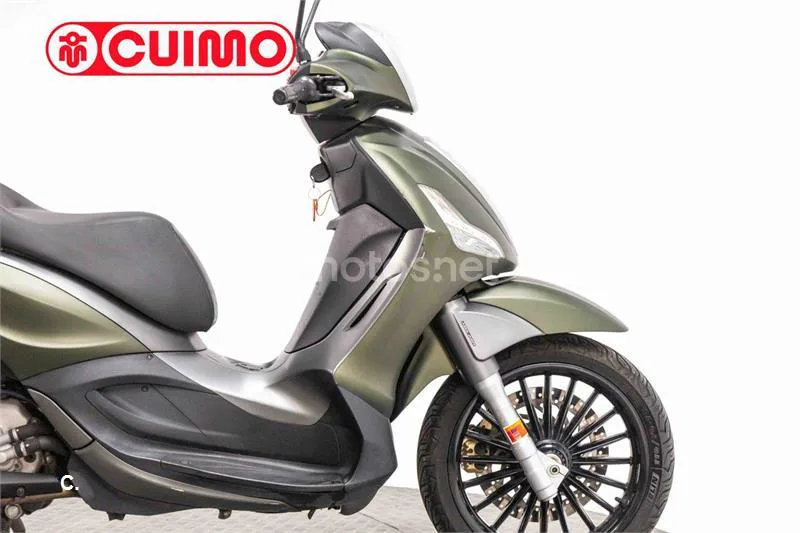 Piaggio Beverly 300 – Vista 6