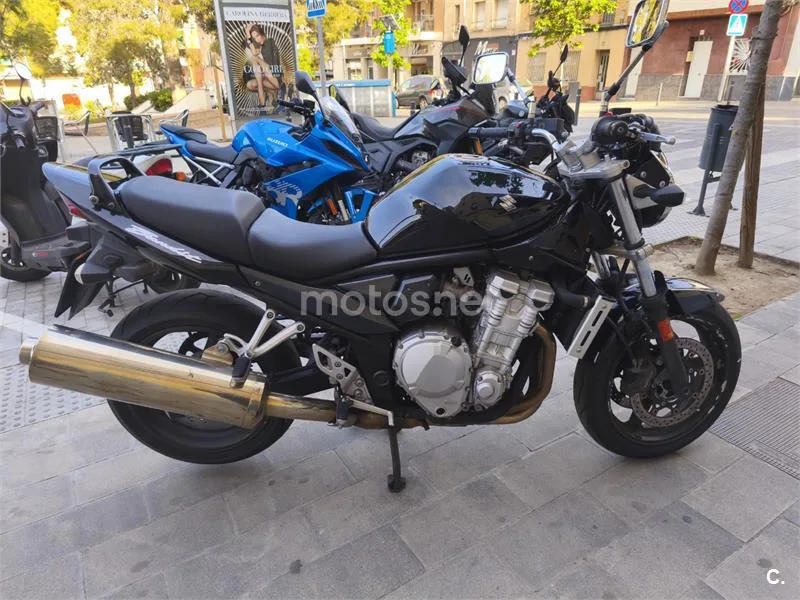 Suzuki Bandit 650 – Vista 2