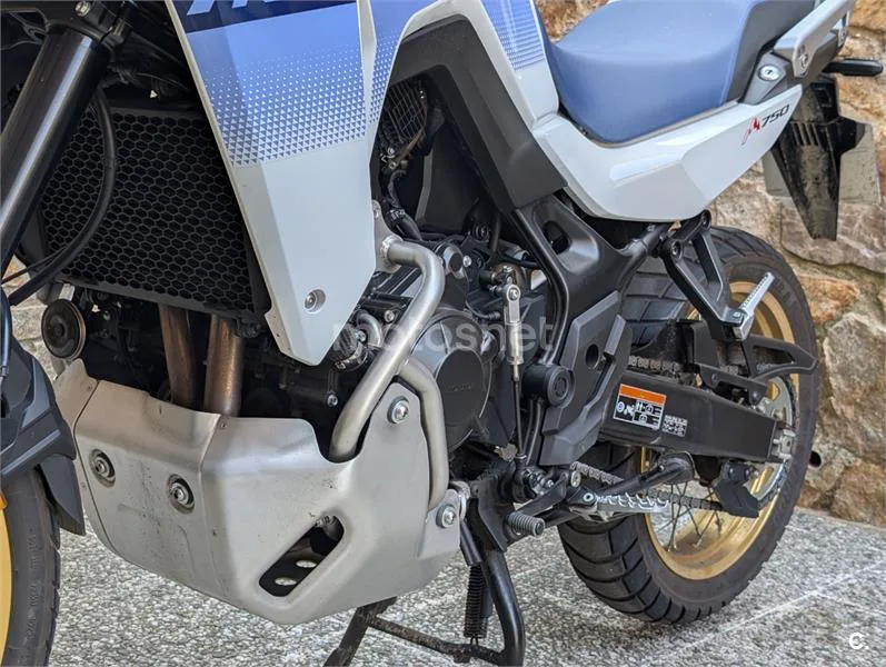 Honda XL 750 Transalp – Vista 6