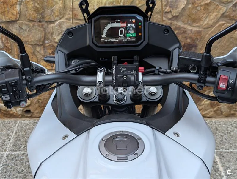 Honda XL 750 Transalp – Vista 7