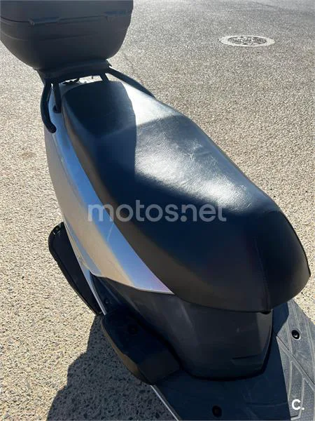 Honda SCV 100 Lead – Vista 12