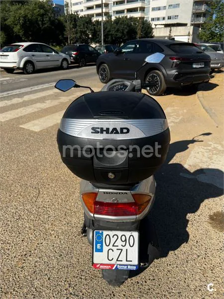 Honda SCV 100 Lead – Vista 17
