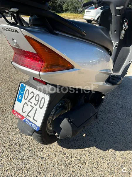 Honda SCV 100 Lead – Vista 8