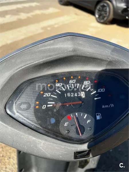 Honda SCV 100 Lead – Vista 10