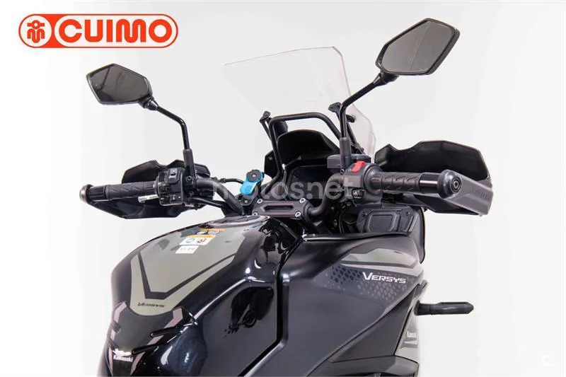 Kawasaki Versys – Vista 15