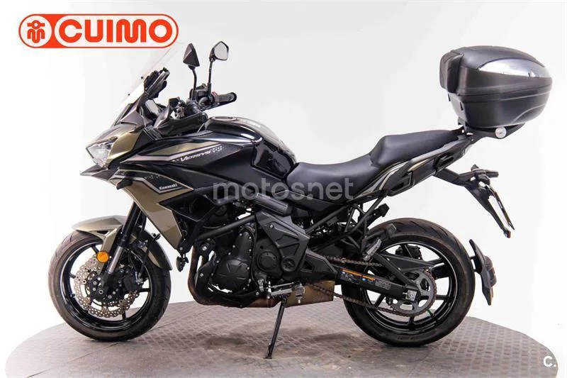 Kawasaki Versys – Vista 8