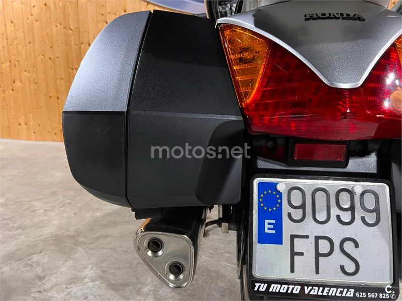 Honda Pan-European ST 1300 – Vista 11