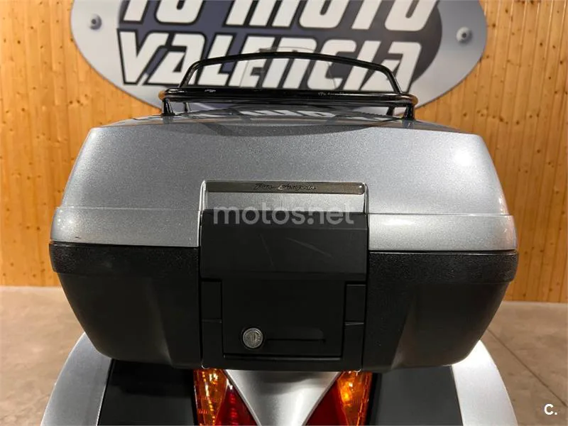 Honda Pan-European ST 1300 – Vista 13
