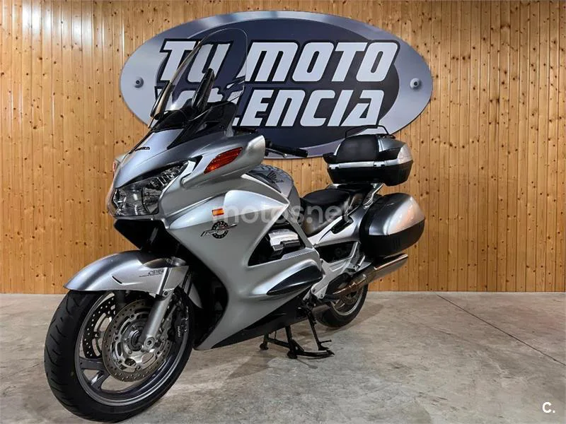 Honda Pan-European ST 1300 – Vista 3