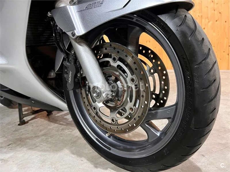 Honda Pan-European ST 1300 – Vista 42
