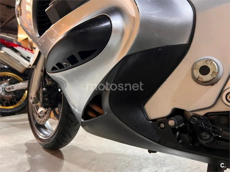 Honda Pan-European ST 1300 – Vista 76