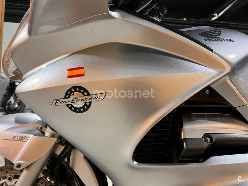 Honda Pan-European ST 1300 – Vista 79