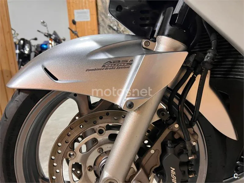 Honda Pan-European ST 1300 – Vista 84