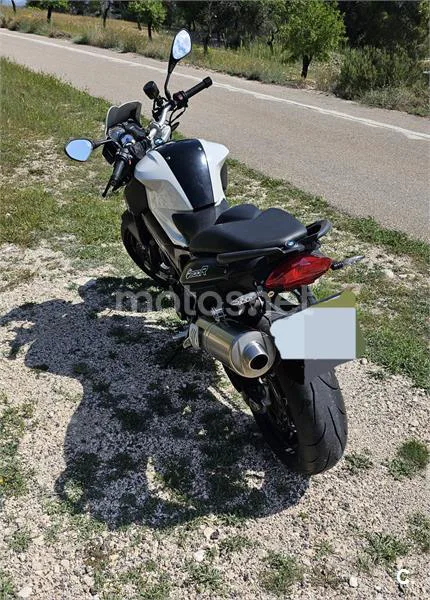 BMW F 800 R CHRIS PFEIFFER EDITION – Vista 5