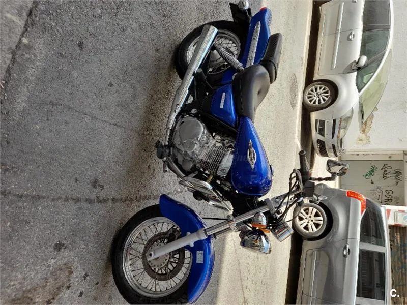 Suzuki Marauder 250 – Vista 3