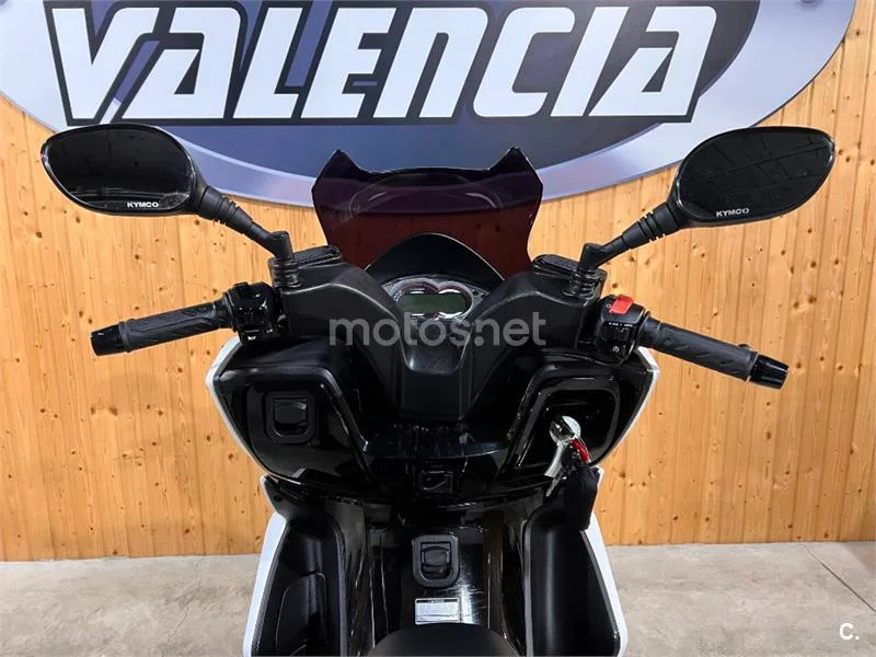 Kymco K-XCT 300i – Vista 16