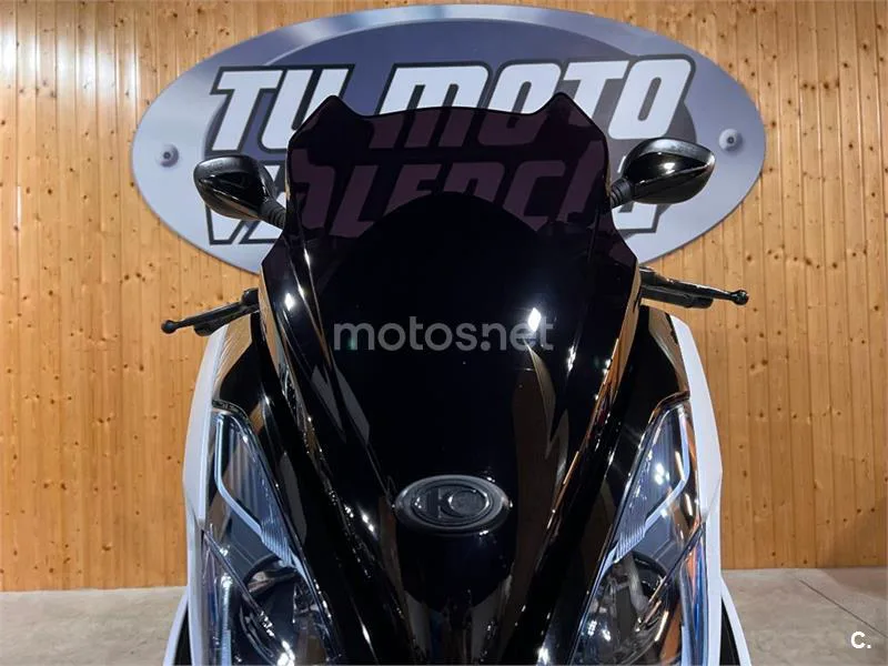 Kymco K-XCT 300i – Vista 28