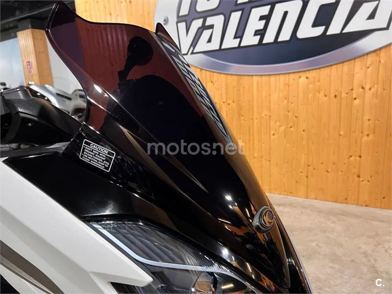 Kymco K-XCT 300i – Vista 31