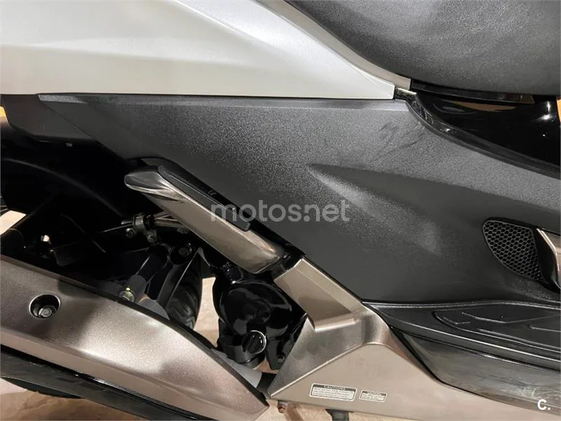 Kymco K-XCT 300i – Vista 44