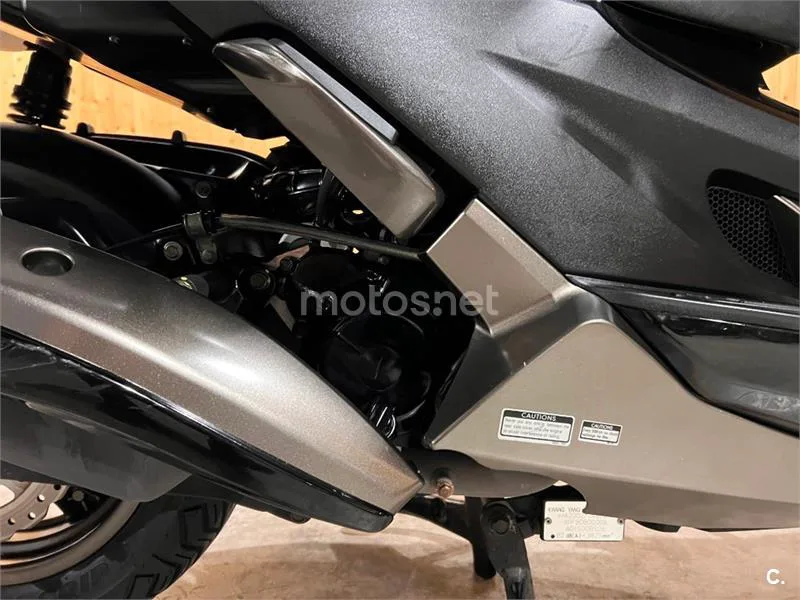 Kymco K-XCT 300i – Vista 54