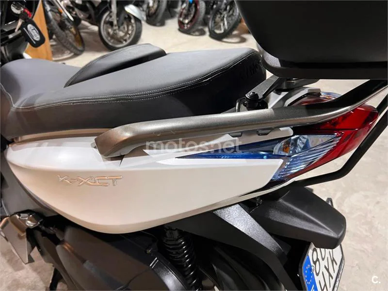 Kymco K-XCT 300i – Vista 64