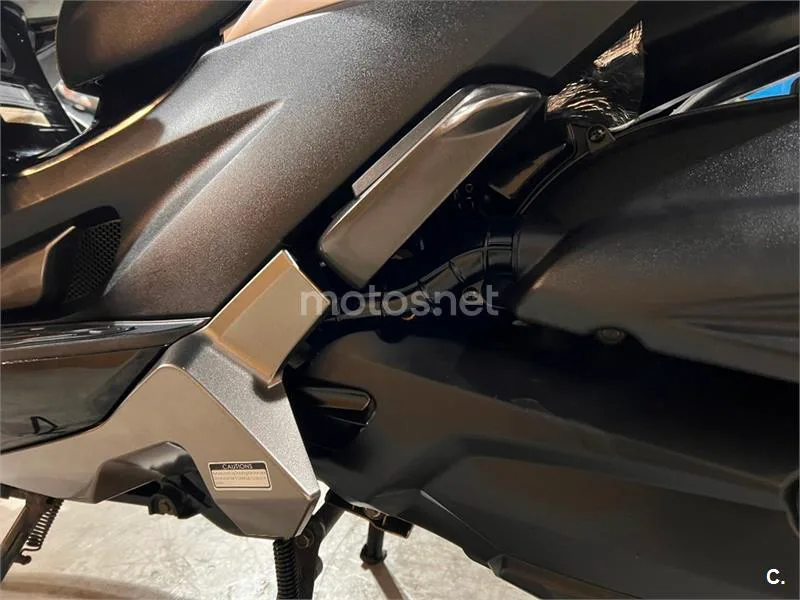 Kymco K-XCT 300i – Vista 69