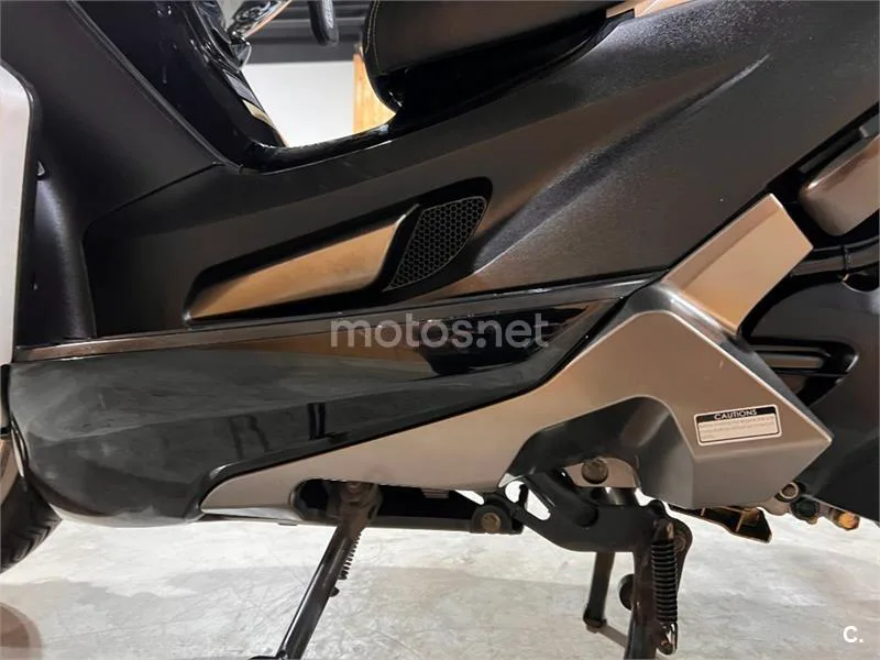 Kymco K-XCT 300i – Vista 72