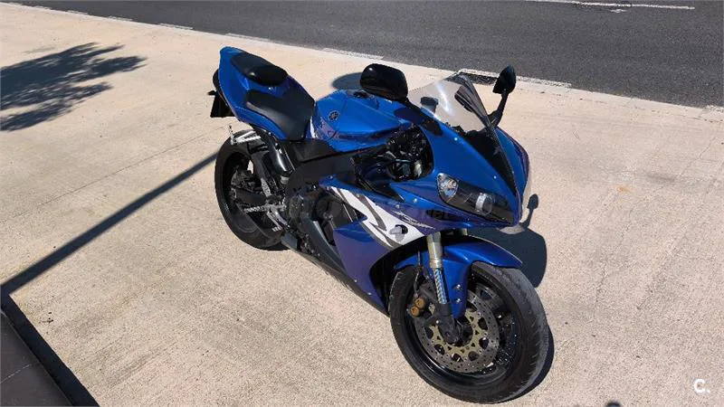 Yamaha R1 – Vista 5