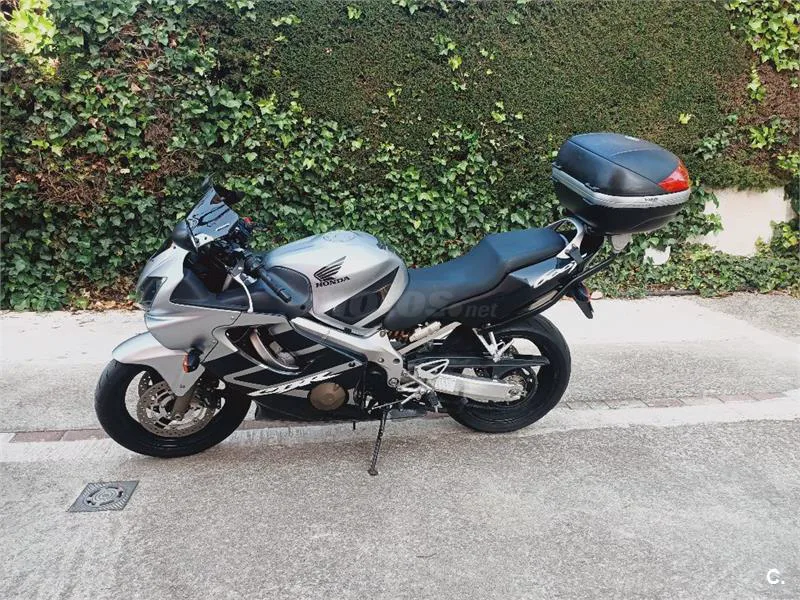 Honda CBR 600F – Vista 5