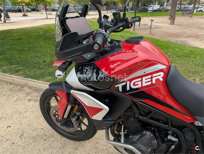 Triumph Tiger 900 – Vista 12