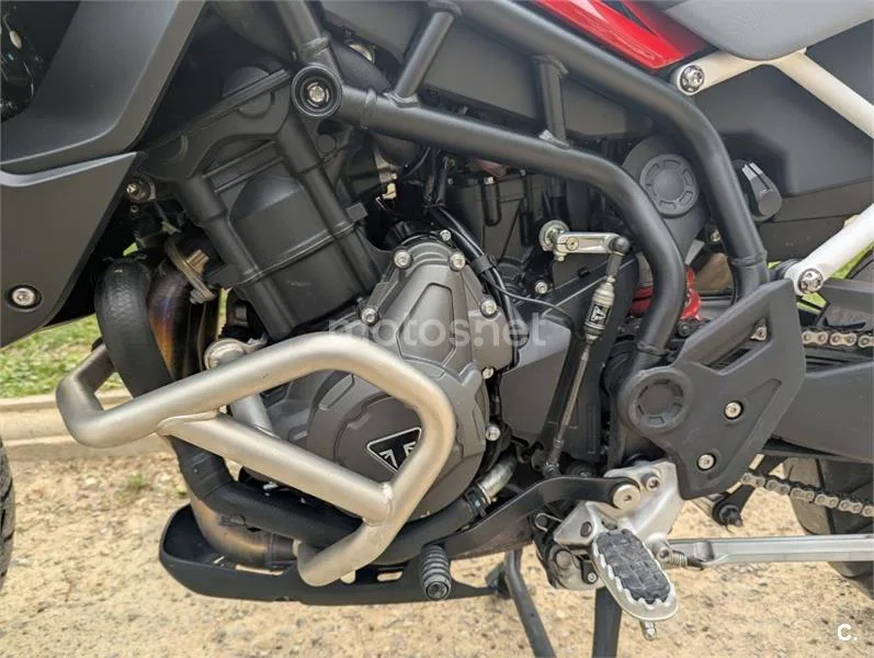 Triumph Tiger 900 – Vista 14