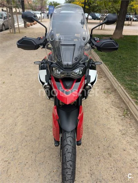 Triumph Tiger 900 – Vista 10