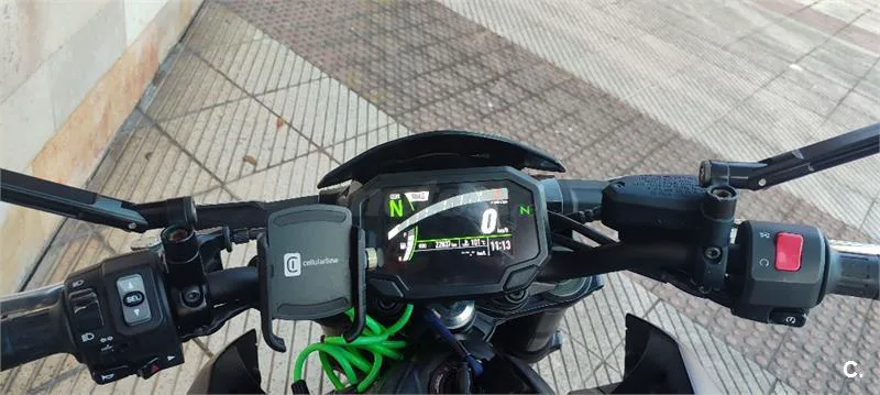 Kawasaki Z900RS – Vista 4