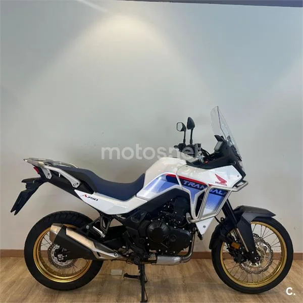 Honda XL 750 Transalp – Vista 5