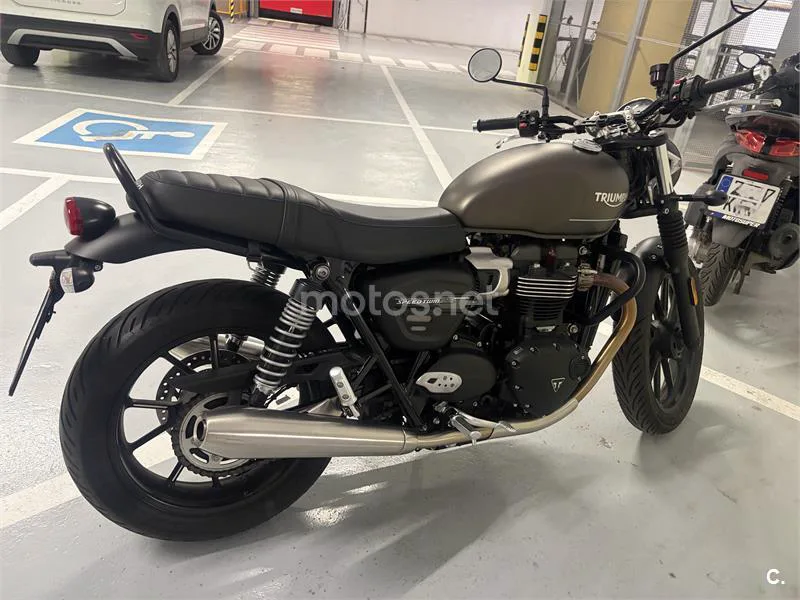 Triumph Speed Twin 900 – Vista 3