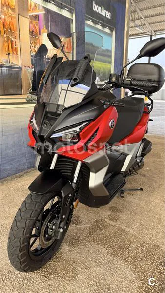 Voge SR1 ADV 125 – Vista 3