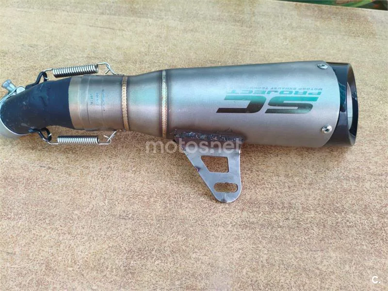 Benelli BN 125 – Vista 5