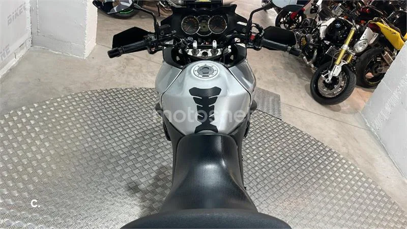Suzuki V-Strom 1000 – Vista 7