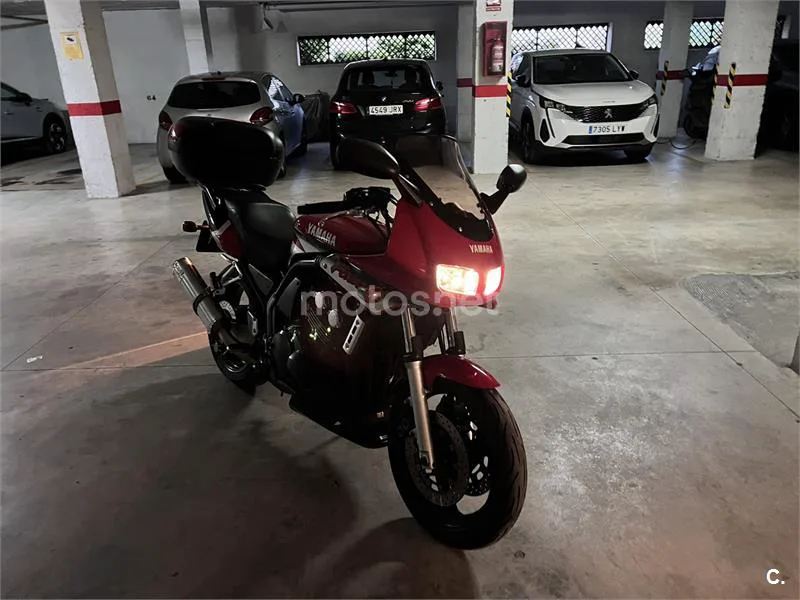 Yamaha FZS 600 Fazer – Vista 5